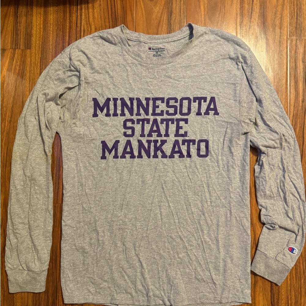 Minnesota State Mankato, long sleeve champion gray T-shirt